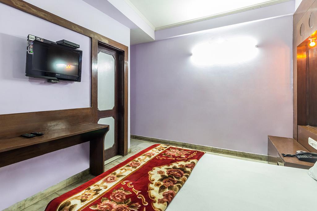 Sahara International Deluxe Hotel New Delhi Ngoại thất bức ảnh